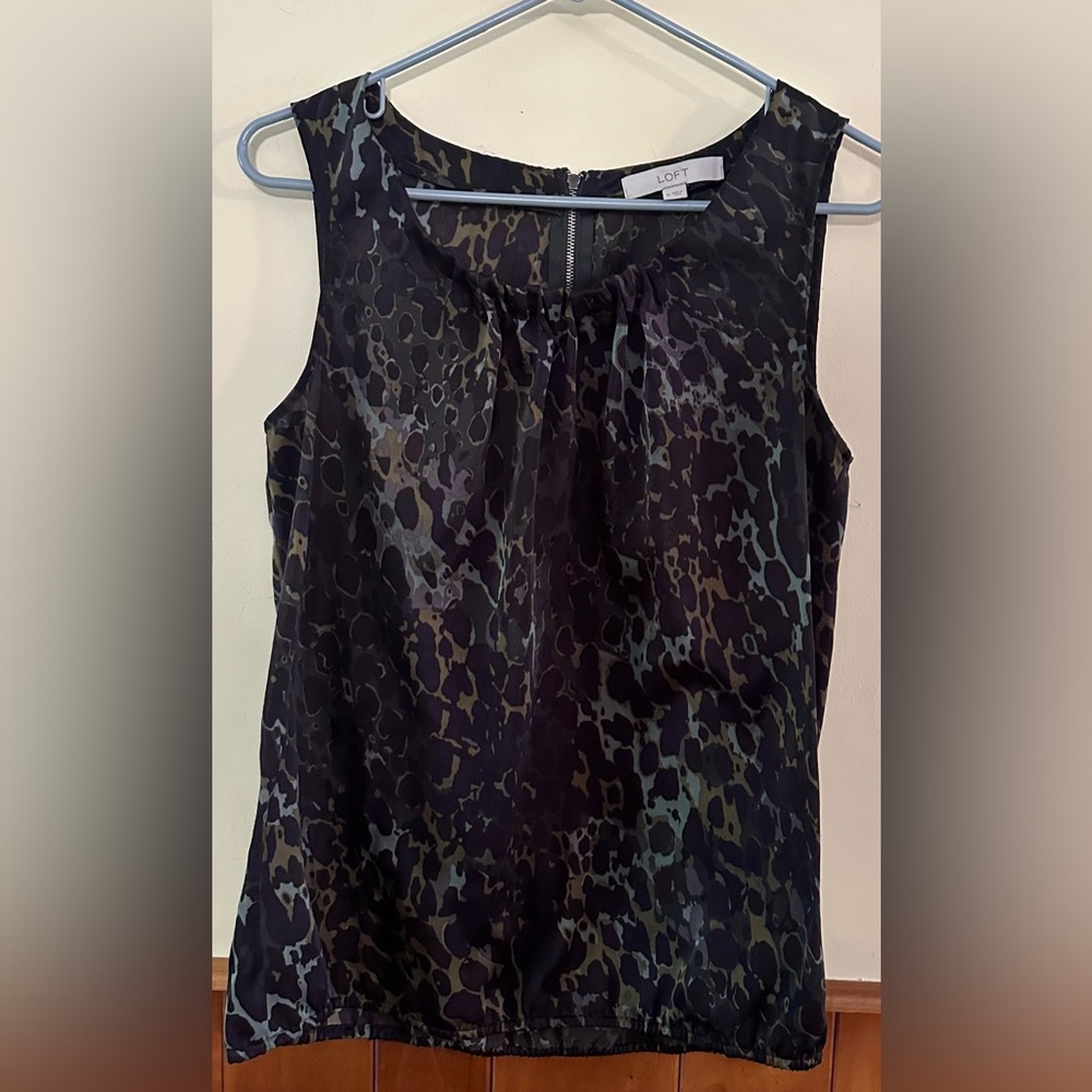 LOFT size M, animal print in greens and black, sleeveless with zipper tank top